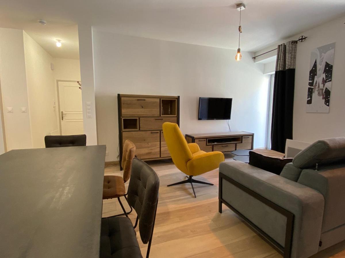 Plein Centre, T3 5P Totalement Renove 55M2. Wifi Appartement Cauterets Buitenkant foto